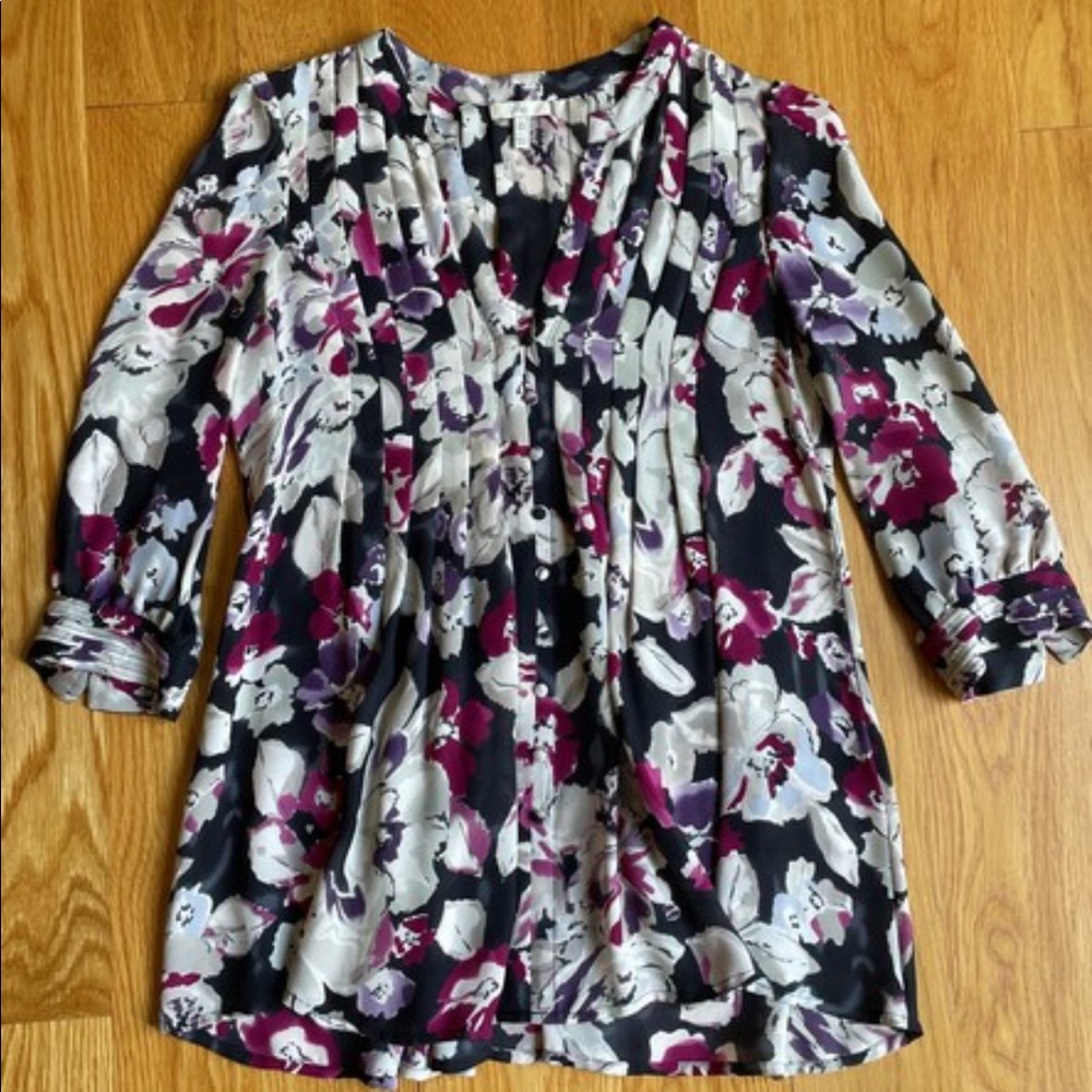 Joie Silk Floral V-Neck blouse